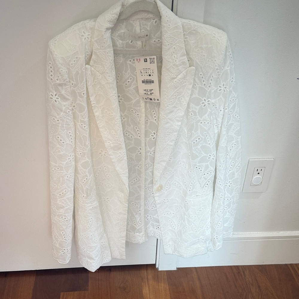 Zara Cream Lace Blazer